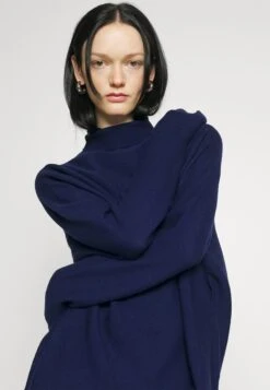 DRYKORN Liora - Trui - Blue -Mode Dameskleding Winkel 028fbaa798bd4d95bd68e531b42eedef