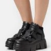 Steve Madden Trimmers - Sneakers Hoog - Black -Mode Dameskleding Winkel 1130d9d36dbb4ea0b0fde4caefce75f6