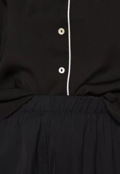Anna Field Pyjama - Black 13 Anna Field Pyjama - Black -Mode Dameskleding Winkel 1b57b76662b1488c9ec2966288fd3845