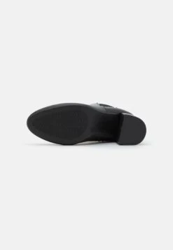 Anna Field Korte Laarzen - Black 12 Anna Field Korte Laarzen - Black -Mode Dameskleding Winkel 1e8bd80d6abb4d31b256208a85df1a2f