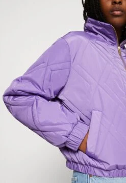 Noisy May Ziggy Quilt - Bomberjacks - Paisley Purple 13 Noisy May Ziggy Quilt - Bomberjacks - Paisley Purple -Mode Dameskleding Winkel 2cc51ded0654446793462669bad83c69