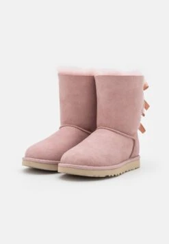 Ugg Bailey Bow - Korte Laarzen - Rose Grey -Mode Dameskleding Winkel 31b3073874a8413cbd74807b209ee6c1