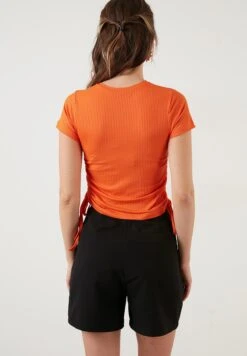 LELA Slim Fit - Blouse - Orange Color -Mode Dameskleding Winkel 323c3059bcb14b7fbb5c97566d7cb43c