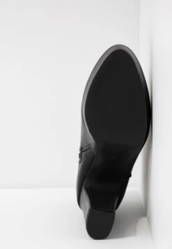 Anna Field Enkellaarsjes Met Hoge Hak - Black -Mode Dameskleding Winkel 332781b121fb435ea8e45b02e32b8ac2