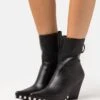 Jeffrey Campbell Walton - Cowboy-/Bikerlaarsjes - Black -Mode Dameskleding Winkel 36e78ae26c21407883492f38ed69406f