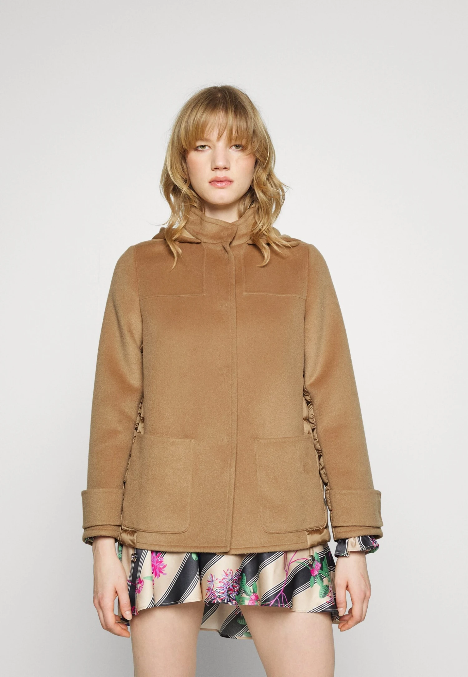 MAX & Co. Mela - Jas - Camel 3 MAX & Co. Mela - Jas - Camel