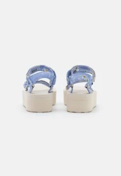 Teva Flatform Universal Gloriosa - Outdoorsandalen - Periwinkle 10 Teva Flatform Universal Gloriosa - Outdoorsandalen - Periwinkle -Mode Dameskleding Winkel 4385ee86ba444ae1a02080758930175f