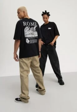 YOURTURN Rome Tee Unisex - T-Shirt Print - Black 8 YOURTURN Rome Tee Unisex - T-Shirt Print - Black -Mode Dameskleding Winkel 4392367090dc45f889c9f83e2cd8c6b1