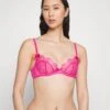 AGENT PROVOCATEUR Lorna Bra - Beugel Bh - Fuchsia -Mode Dameskleding Winkel 4dbc2759ebbc4f7493d2acecdb5ef6cf