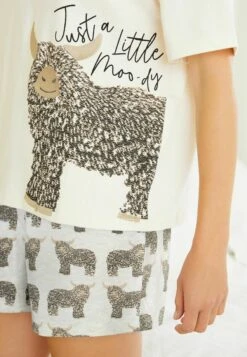 Next Hamish The Highland Cow Short Set Standard - Pyjama - Ecru 11 Next Hamish The Highland Cow Short Set Standard - Pyjama - Ecru -Mode Dameskleding Winkel 4ee1a2019ae84b0d901a10a49fb5f641