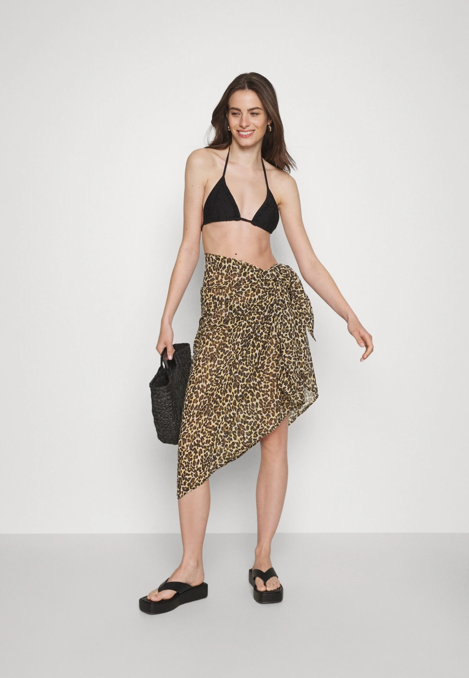 Bruno Banani Pareo - Strandaccessoire - Leo 4 Bruno Banani Pareo - Strandaccessoire - Leo - Afbeelding 2