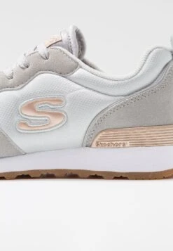 Skechers Sneakers Laag - Light Grey -Mode Dameskleding Winkel 66b283fd9d794f3f967381d2ab538acd