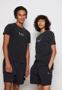 Kaotiko Washed Ramen - T-Shirt Print - Black -Mode Dameskleding Winkel 69005f5825184b9f994df5469f798d8d