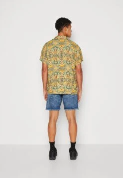 Kaotiko Shirt Jordania Unisex - Overhemdblouse - Mustard 10 Kaotiko Shirt Jordania Unisex - Overhemdblouse - Mustard -Mode Dameskleding Winkel 69b09e957bd141f38c758deb319b3dbf