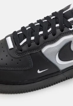 Nike Sportswear Air Force 1 React Unisex - Sneakers Laag - Black/White -Mode Dameskleding Winkel 7356142fe849470fa82c379808d21502