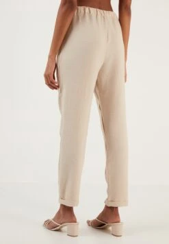 LELA Slim Fit - Broek - Stone -Mode Dameskleding Winkel 768a4bd8c79f4f1596c10fdc2f212d70