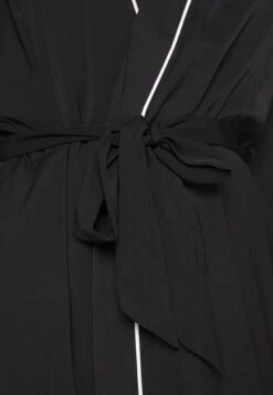 Anna Field Amanda Satin Dressing Gown - Badjas - Black 16 Anna Field Amanda Satin Dressing Gown - Badjas - Black -Mode Dameskleding Winkel 76ccbeb28855490c87e470ed3917648a