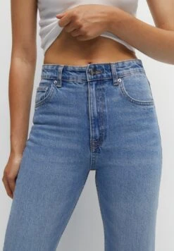 PULL & BEAR High Waist - Straight Leg Jeans - Stone Blue Denim -Mode Dameskleding Winkel 78563639e6ab487785af196d5aa224c3