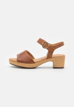Gabor Comfort 22.071 - Clogs - Camel -Mode Dameskleding Winkel 8111a6f21c9842b98154538a983f9b98