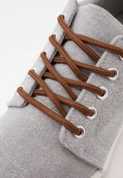 Pier One Unisex - Sneakers Laag - Light Grey -Mode Dameskleding Winkel 8956e04325d546cdaaf9eb7ba229d6e9