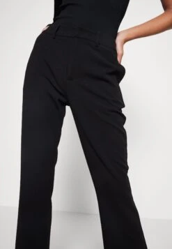 Noisy May Nmrobyn Bootcut Pants - Broek - Black -Mode Dameskleding Winkel 9055c2c81dc0472abc1c22ace32f153f