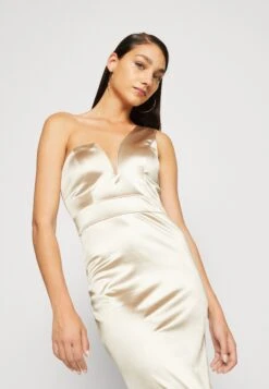 Wal G Evalina One Sleeve Maxi - Galajurk - Champagne 11 Wal G Evalina One Sleeve Maxi - Galajurk - Champagne -Mode Dameskleding Winkel 9346ebbebd34415996d3098c673a1593