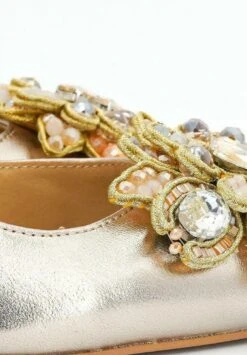 Alma En Pena Lagos - Hoge Hakken - Gold 11 Alma En Pena Lagos - Hoge Hakken - Gold -Mode Dameskleding Winkel 989d28168c1b4d6a98c3a0820827fe4a