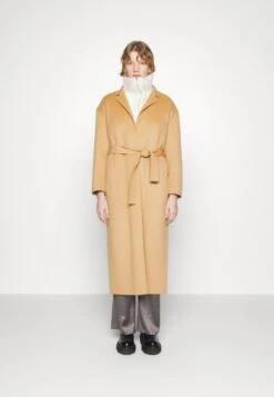 Filippa K Alexa Coat - Mantel - Light Camel -Mode Dameskleding Winkel a0d80ae0894a4290a4daac80ef0dec77