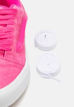 Vans Knu Skool Unisex - Skateschoenen - Pink Glow -Mode Dameskleding Winkel a59914d850ec4203990fc5f6b9449100