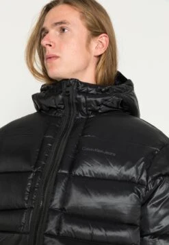 Calvin Klein Jeans Shine Puffer Unisex - Winterjas - Black -Mode Dameskleding Winkel a77efa4c84354861b7bb2861112bbb06
