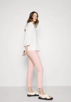 MARC CAIN Broek - Soft Powder Pink -Mode Dameskleding Winkel a80dcf6d25524cdda08faf593ea35c61
