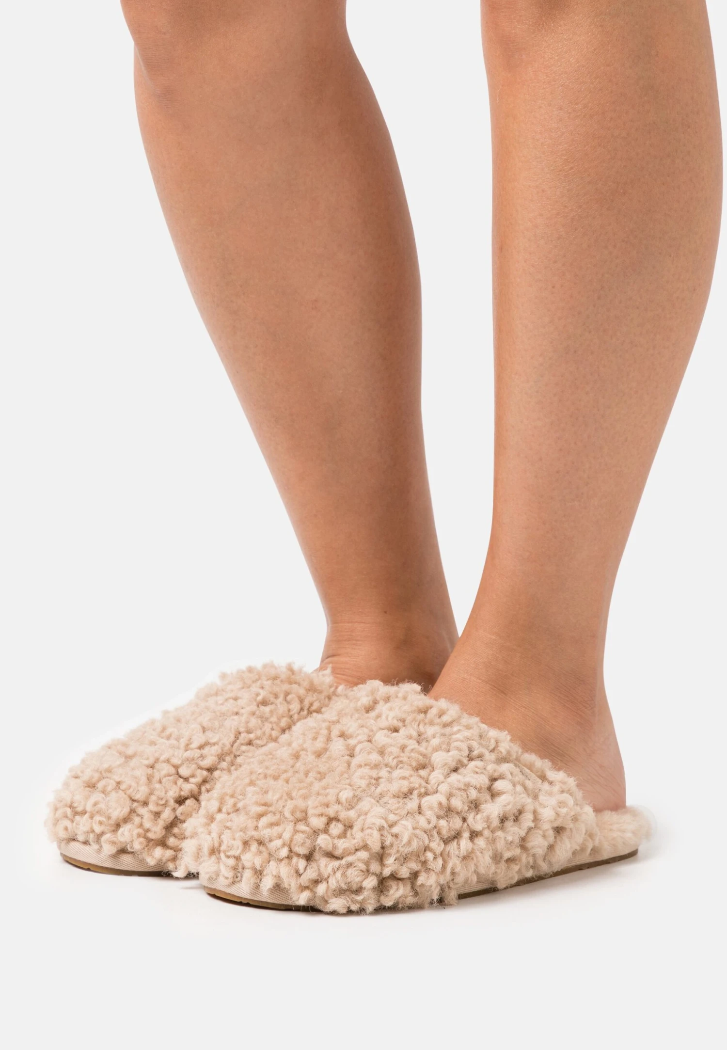 Ugg Maxi Curly Slide - Pantoffels - Sand 3 Ugg Maxi Curly Slide - Pantoffels - Sand