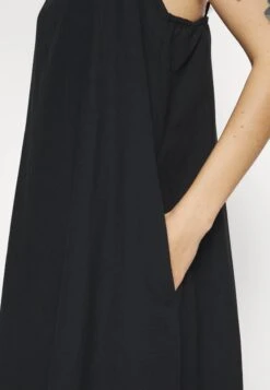 Minimum Vikilino - Maxi-Jurk - Black -Mode Dameskleding Winkel ab287ecdde1a4186a656a06c883378ec