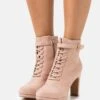 Veterboots - Light Pink -Mode Dameskleding Winkel ae24a3aa17a14e2b8b3a060160935e11