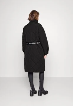 Calvin Klein Jeans Belted Quilted Coat - Winterjas - Black -Mode Dameskleding Winkel ae4a7eac38a94c0eb83c8ab851facab4