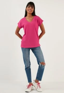 LELA Regular Fit - Blouse - Fuchsia 13 LELA Regular Fit - Blouse - Fuchsia -Mode Dameskleding Winkel c371d8e12a3449b4aedcf56a6a0e868f