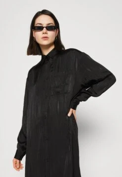 Monki Blousejurk - Black Jaquard -Mode Dameskleding Winkel cc1805152a2c4feebf4ccff5c4c5c2d8