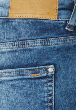 Edc By Esprit Capri - Jeansshort - Blue Denim -Mode Dameskleding Winkel d3a8f404df334f0f9c454e60c73e4579