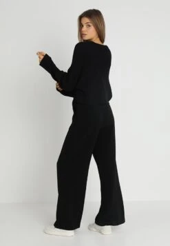 Even&Odd Cropped Jumper - Trui - Black -Mode Dameskleding Winkel d6afe0db0365435898fd3ca235660222
