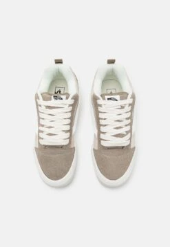 Vans Knu Skool Unisex - Skateschoenen - Beige/Light Brown/White -Mode Dameskleding Winkel da6bd36bf9d3469ea05d64d192dd8ac3
