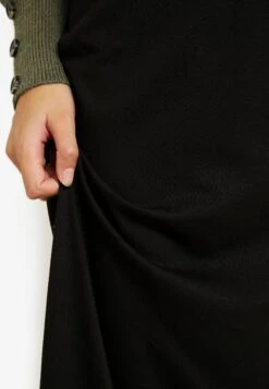 Maxirok - Black -Mode Dameskleding Winkel e3e924a5764c4615a5521ba33d9fb165