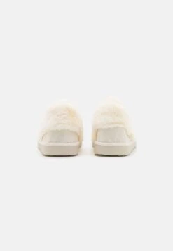 Pier One Pantoffels - White -Mode Dameskleding Winkel e95c473c042849e39cad888ba96babb2