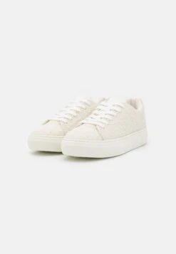 Sneakers Laag - Off-White -Mode Dameskleding Winkel eb7b164418c8464a827b0708f40bc634