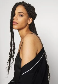 Anna Field Amanda Satin Dressing Gown - Badjas - Black 13 Anna Field Amanda Satin Dressing Gown - Badjas - Black -Mode Dameskleding Winkel eed1478cfddd45b9a2232895a3abc79a