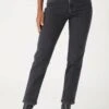 Wrangler Walker - Slim Fit Jeans - Black -Mode Dameskleding Winkel f64b76981cf7444c80935c51740860ec