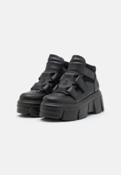 Steve Madden Trimmers - Sneakers Hoog - Black -Mode Dameskleding Winkel f7b9db480ec248238ffa0323aad416cf