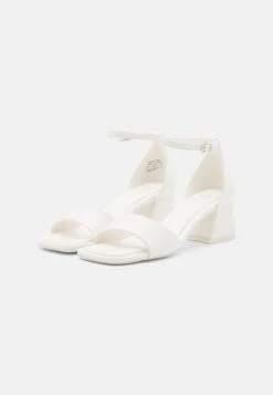 Call It Spring Vickie - Sandalen - White 10 Call It Spring Vickie - Sandalen - White -Mode Dameskleding Winkel ff5ed983b9a84557bec1a4ddcc333b69